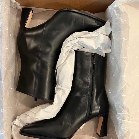 FLATTERED- Anita Black Boots. 9 - Picture 3 of 12